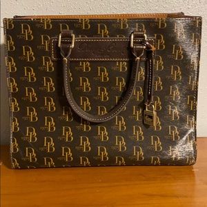 Dooney & Bourke
